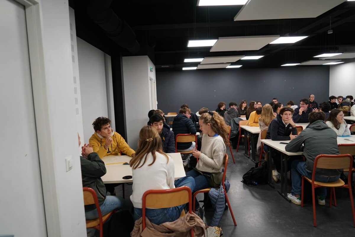 Immersions_des_Lyceens_-_2023-Universite_Catholique_de_Lille-945-1200px